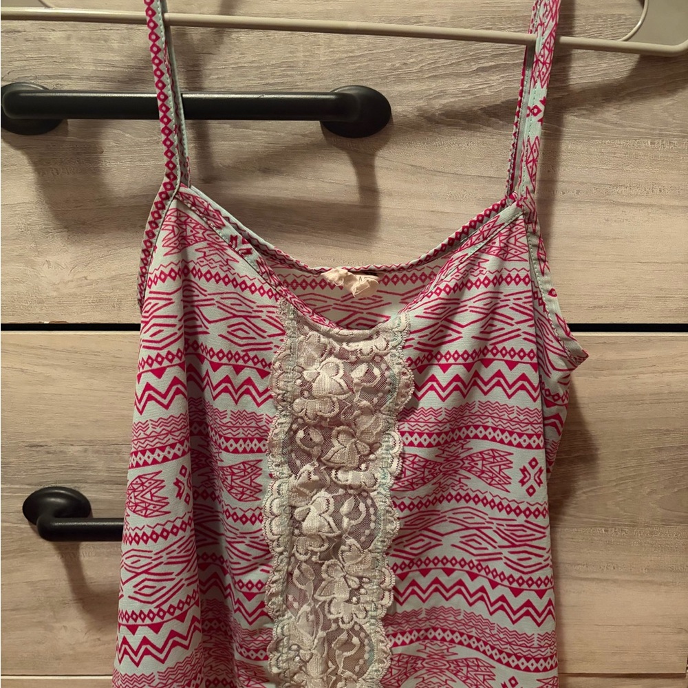 La Hearts Pink and White Patterned Tank Top with Lace